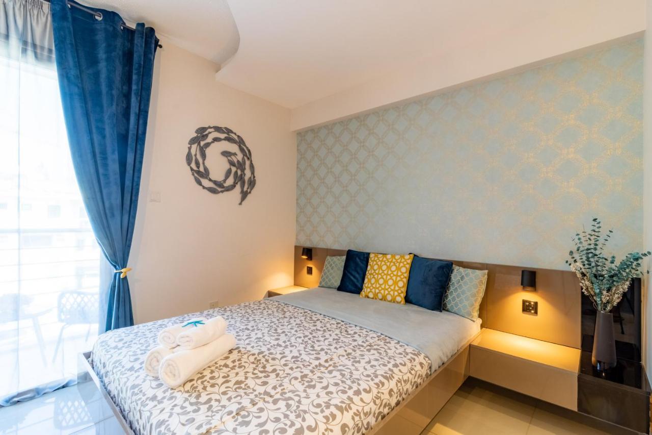 Light House - Seafront Cosy Studio With Library Paphos Exterior photo